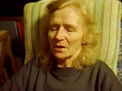 Rázó orgazmus a nyúlból videó (Ziggy) családi szexvideok