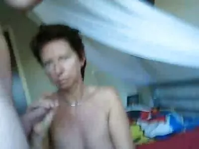 Gyönyörű hottie szar kemény családi szeksz